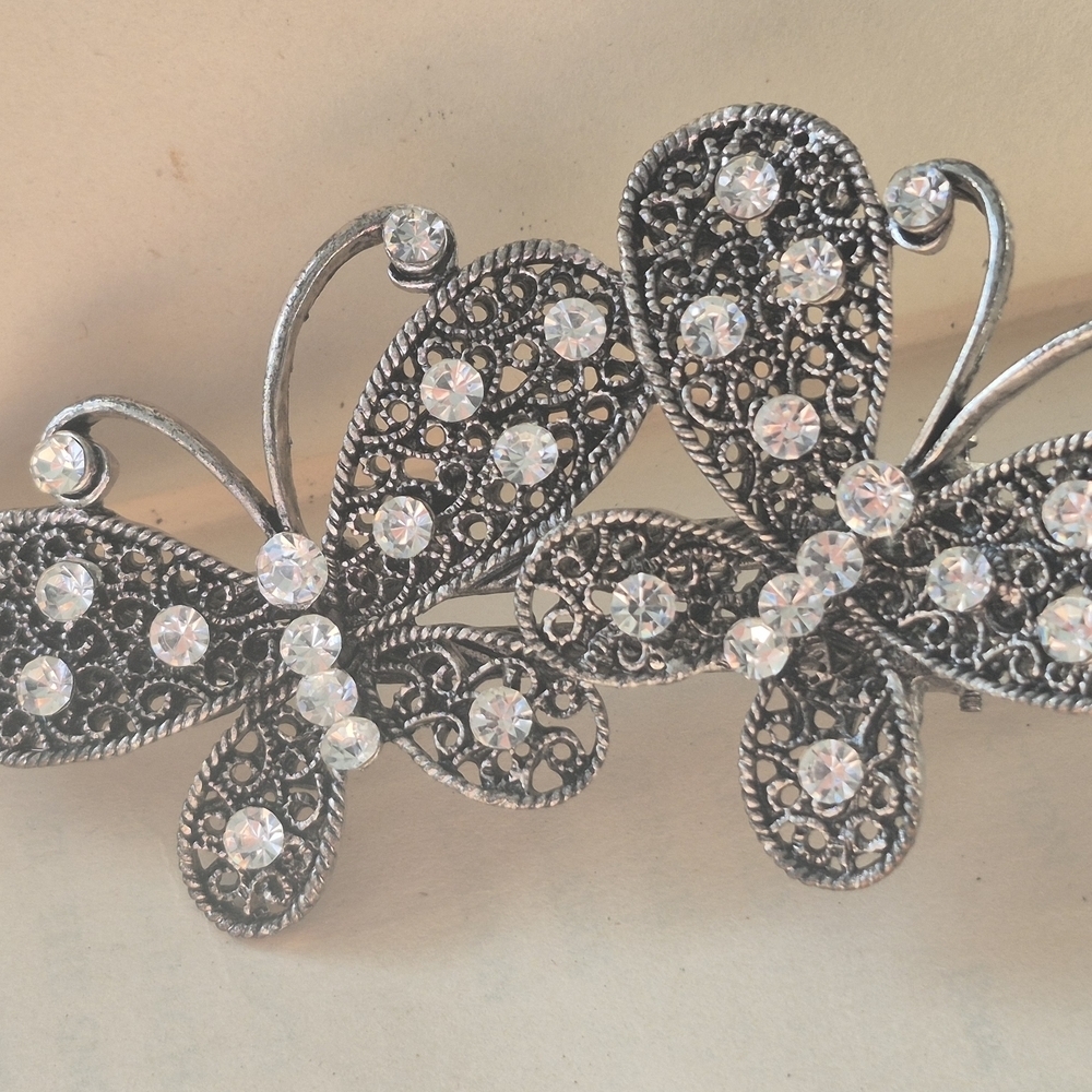 Silver Filigree Butterfly Hair Clip - Picture 6 of 8